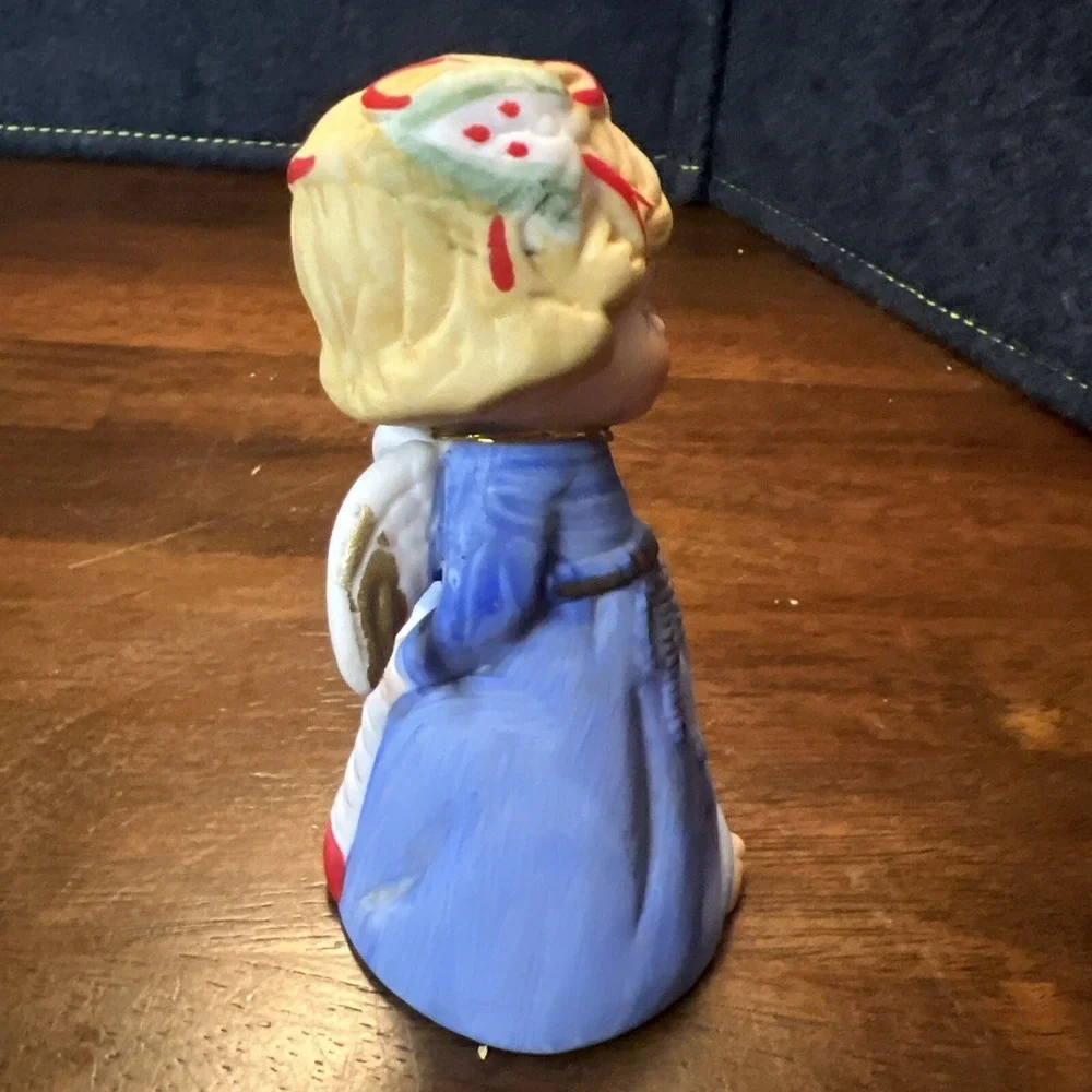 Angel‎ Bell,Bashful Belle, JASCO, Porcelain, Vintage, Christmas, W/Tag, 1978 box